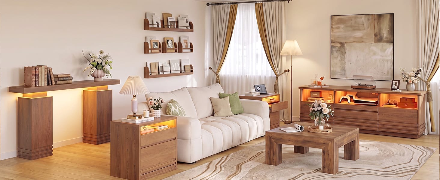 Sikaic Ridge & Glass Collection Living Room Set